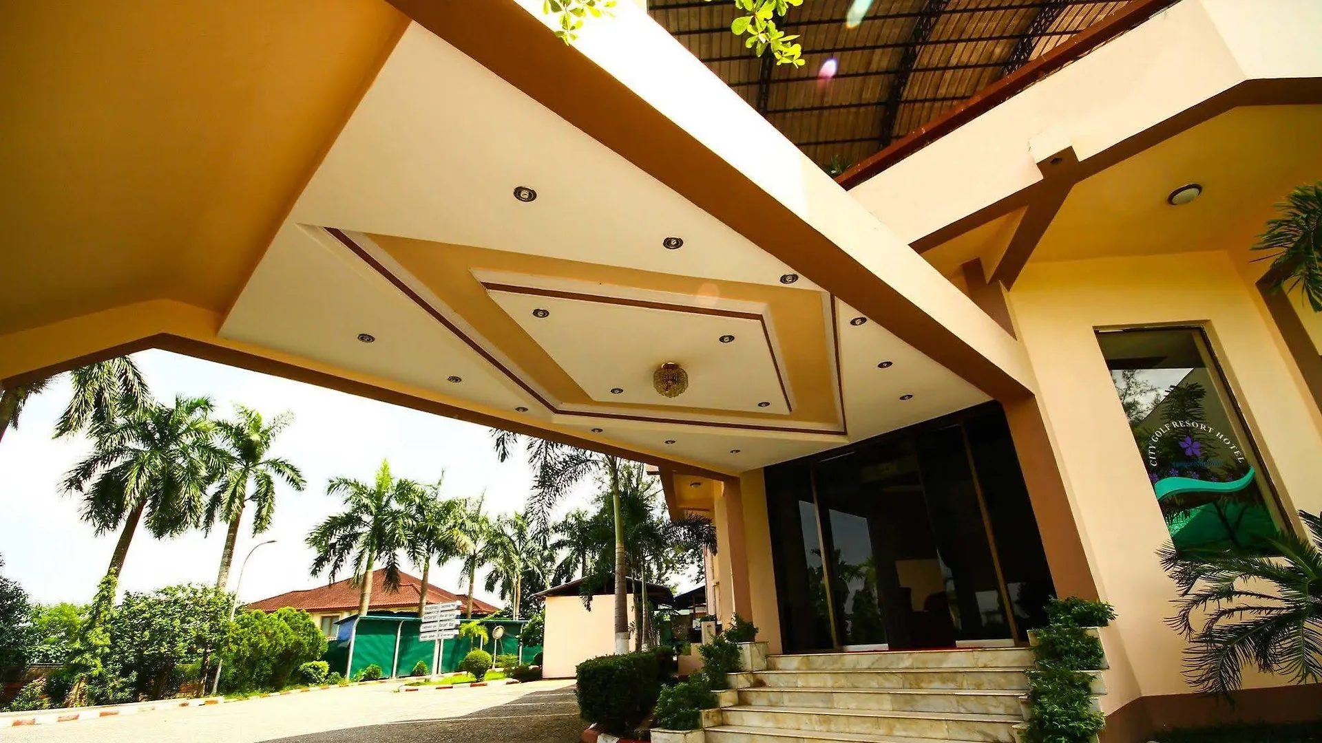 City Golf Resort Yangon 3*,  Myanmar